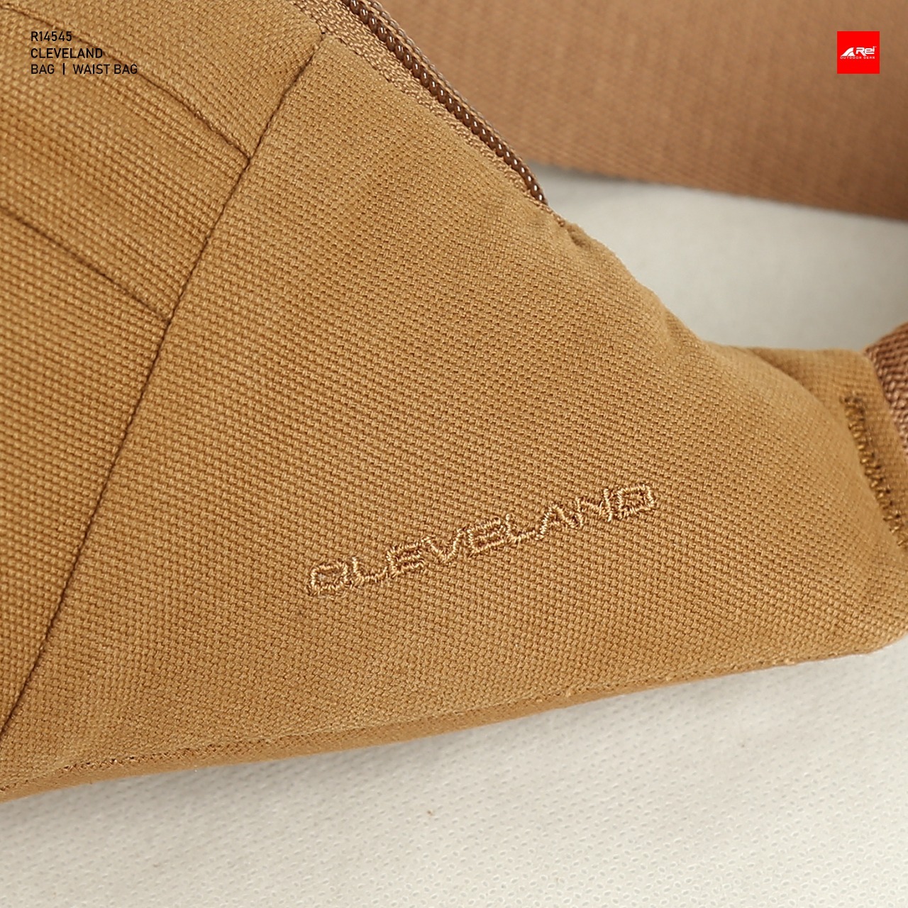 Tas Pinggang / Waist Bag Cleveland Arei Outdoorgear - Image 10